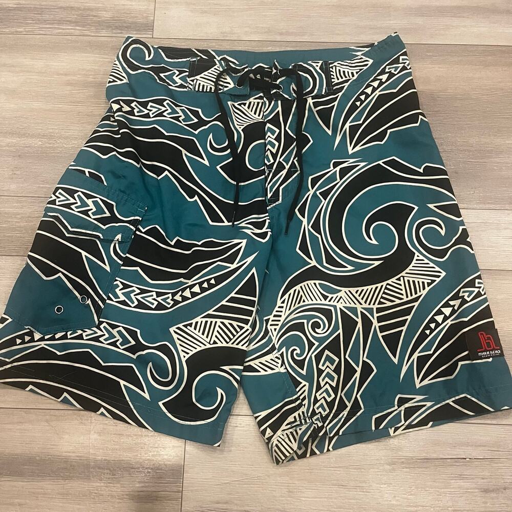 Men’s swim trunks